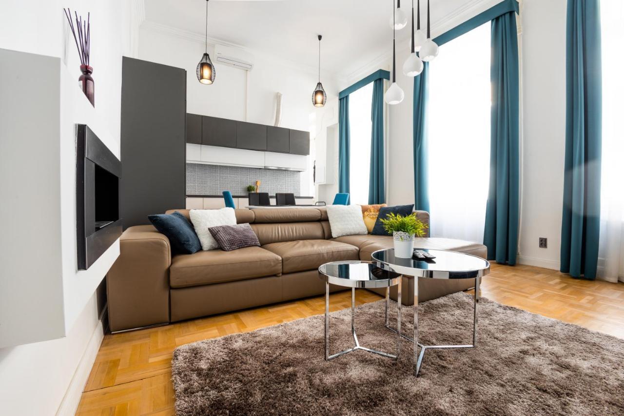 Deluxe Quentin Home Next To The Fashion Street Budapest Eksteriør billede