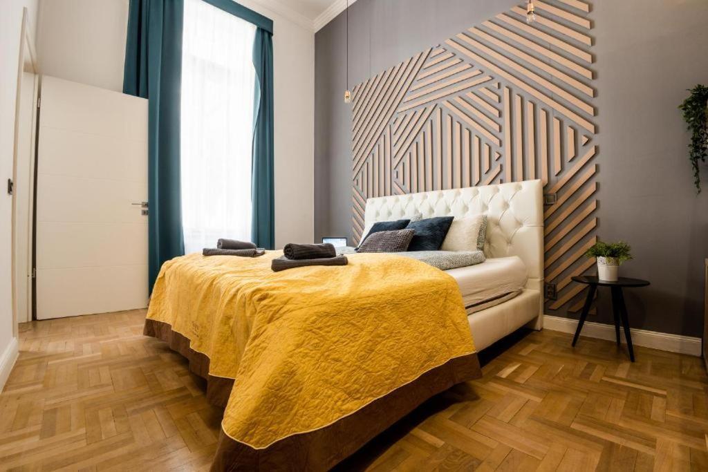 Deluxe Quentin Home Next To The Fashion Street Budapest Eksteriør billede